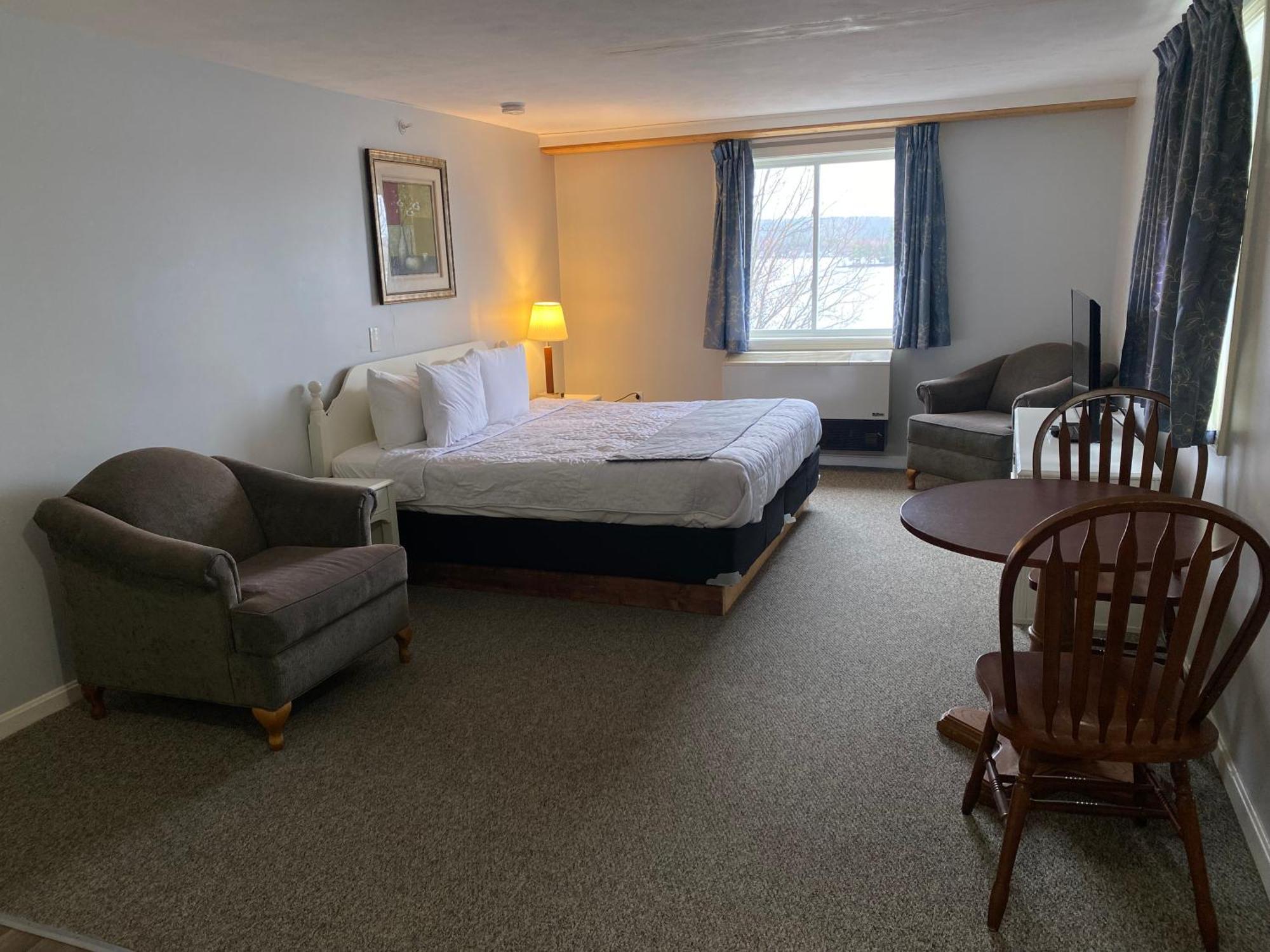 Winnisquam Lake Inn Tilton Exteriör bild