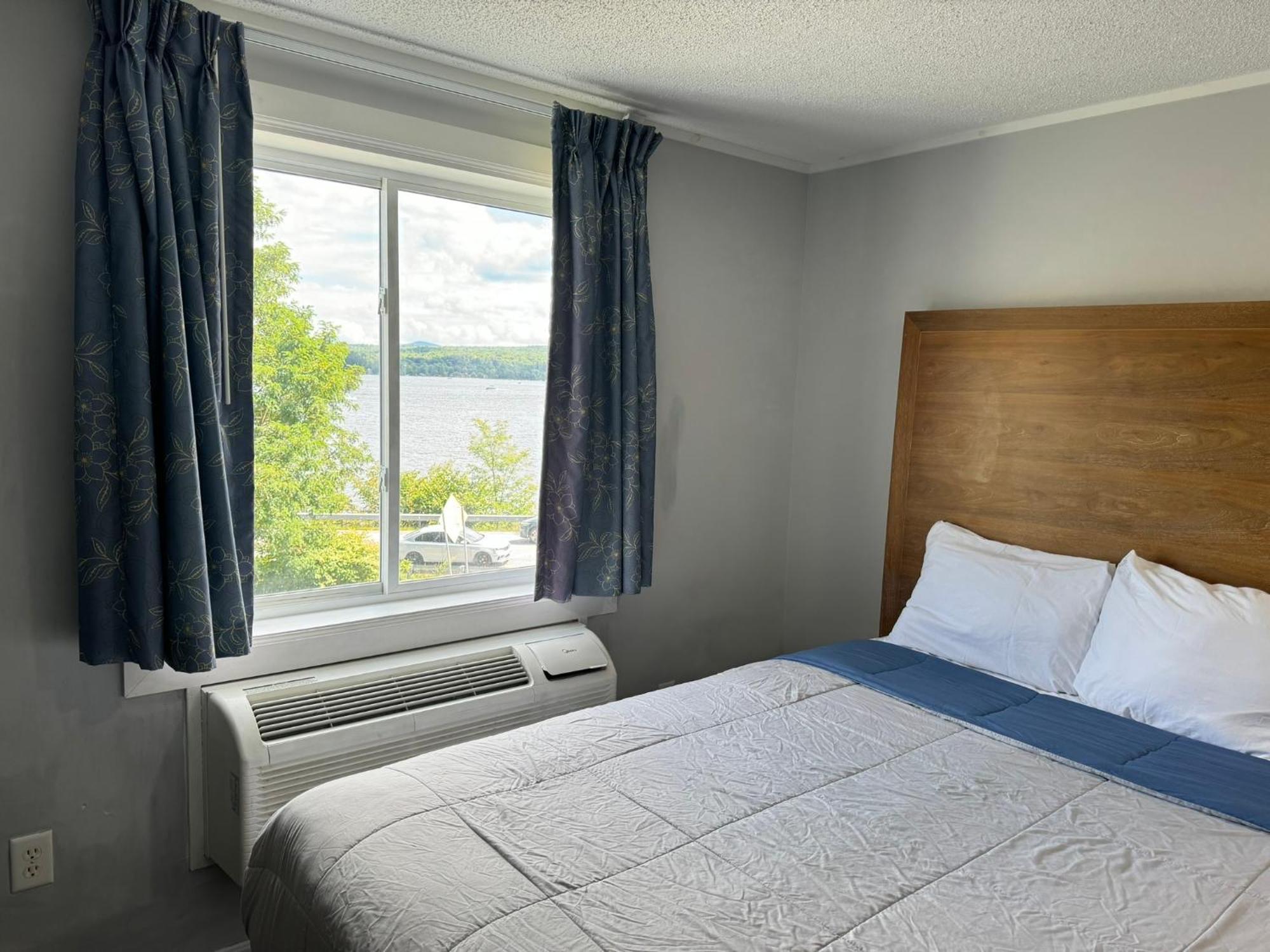 Winnisquam Lake Inn Tilton Exteriör bild